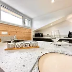 Apartment Le Triangle D'or - Elegance & Confort - *