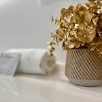 Le Triangle D'or - Elegance & Confort - *