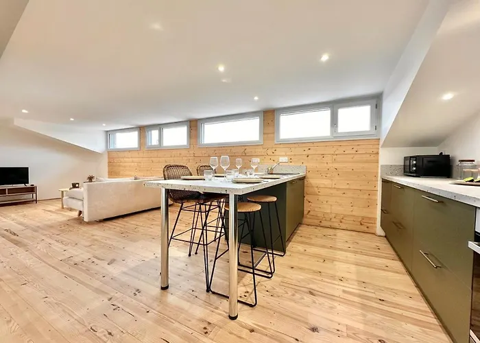 Le Triangle D'or - Elegance & Confort - *