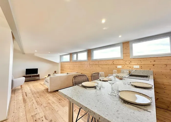 Le Triangle D'or - Elegance & Confort - *